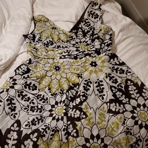 Robbie Bee brown & green dress